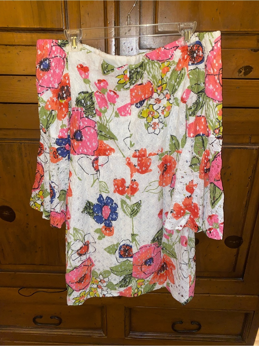 Trina Turk Off-Shoulder Floral Lace
Dress-Bell Sleeves-Size 4 - Picture 2 of 7